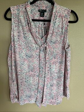 Jones New York White Sleeveless Tie-Neck Blouse with Pink and Blue Dot Print
